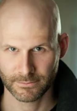 Кайл Страутс