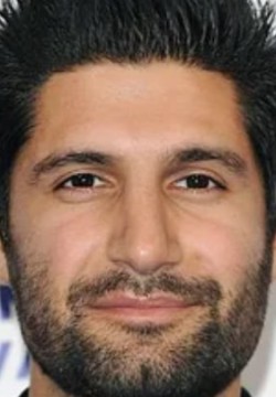 Кайван Новак