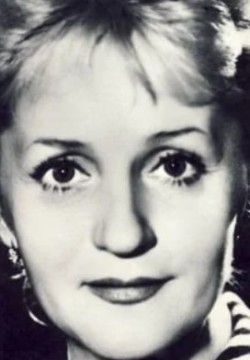 Клара Румянова