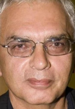 Карен Шахназаров