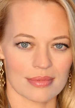 Джери Райан