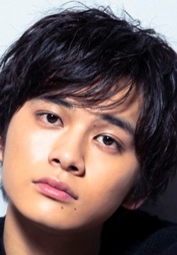 Такуми Китамура