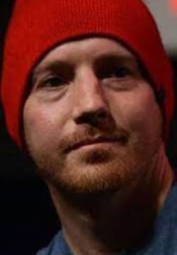 Адам Аркпоу