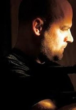 Адам Блюминг