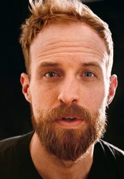 Адам Дэвид Томпсон