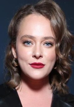 Аглая Тарасова