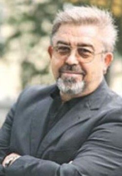 Александр Ефремов