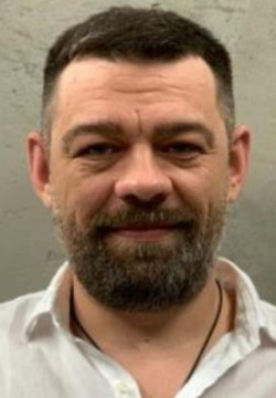 Александр Плотников