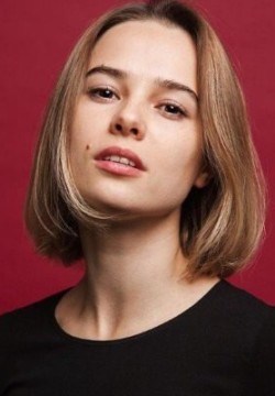 Александра Каштанова