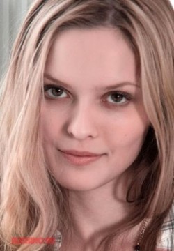 Александра Попова