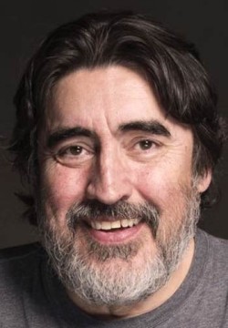 Альфред Молина