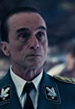 Андре Хеннике