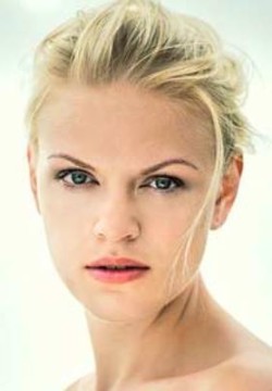 Анна Котова-Дерябина