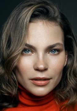 Анна Ливанова