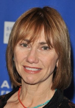 Кэти Бейкер