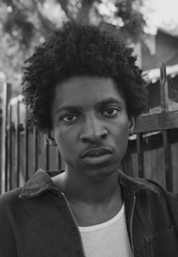 Аарон Барнс