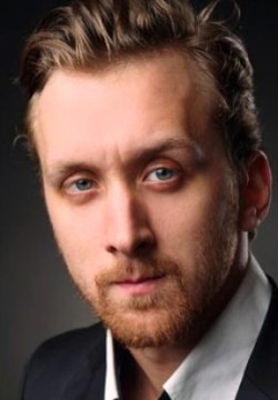 Данила Якушев