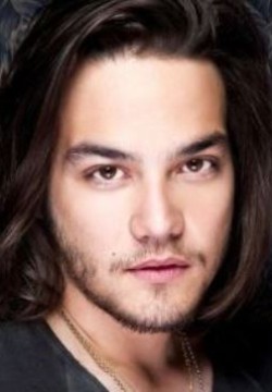 Дэниэл Дзоватто