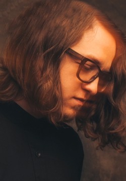 Денис Дубовик