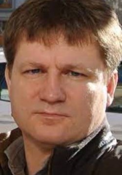 Денис Петушков