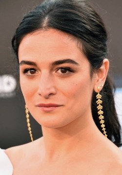 Дженни Слейт