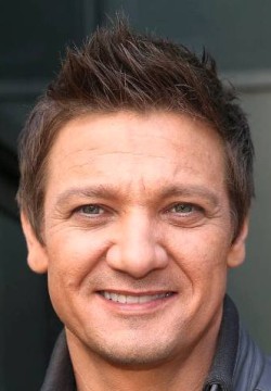 Джереми Реннер