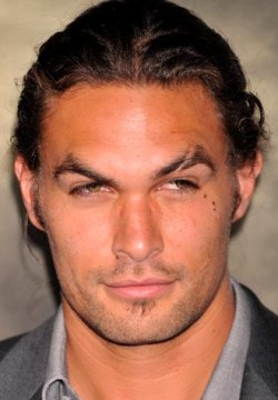 Джейсон Момоа