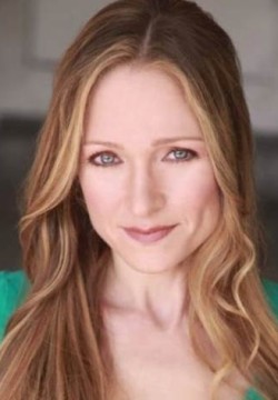 Джули Натансон