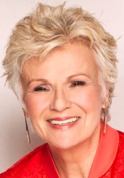 Джули Уолтерс