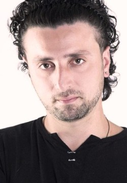 Дмитрий Карташов