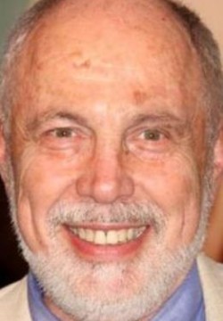 Джереми Левин