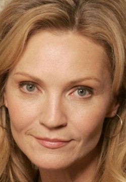 Джоан Аллен