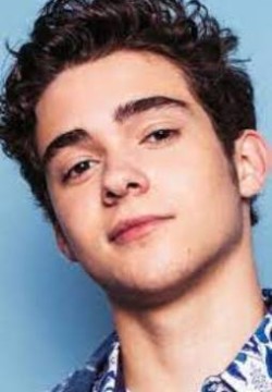 Джошуа Бассетт