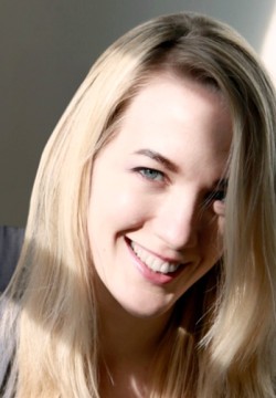 Эмили Кармайкл