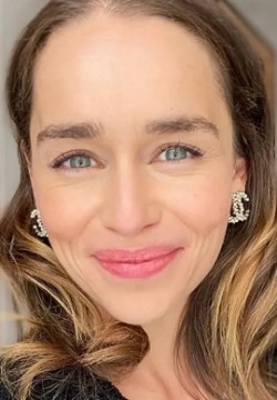 Эмилия Кларк