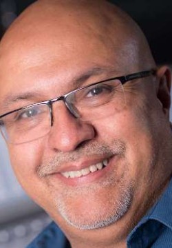 Эмин Бхатия