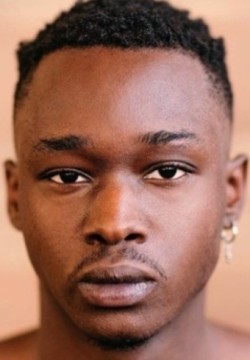 Эштон Сандерс