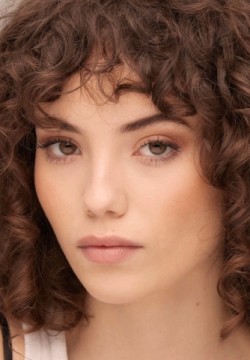 Габриэла Андрада