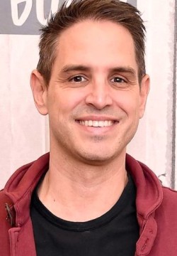 Грег Берланти