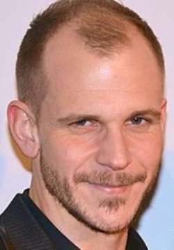 Густаф Скарсгард