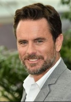 Чарльз Истен