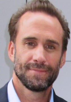 Джозеф Файнс