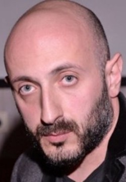 Карен Оганесян