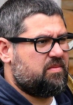 Карен Захаров