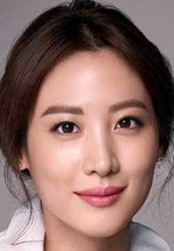 Клаудия Ким