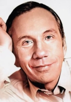 Савелий Крамаров