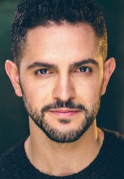 Кристофер Бенкомо