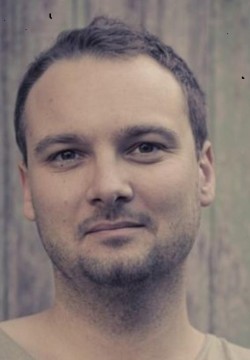 Лачлан Милн