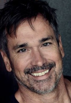 Ману Любовски