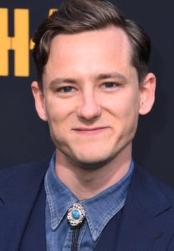 Льюис Пуллман